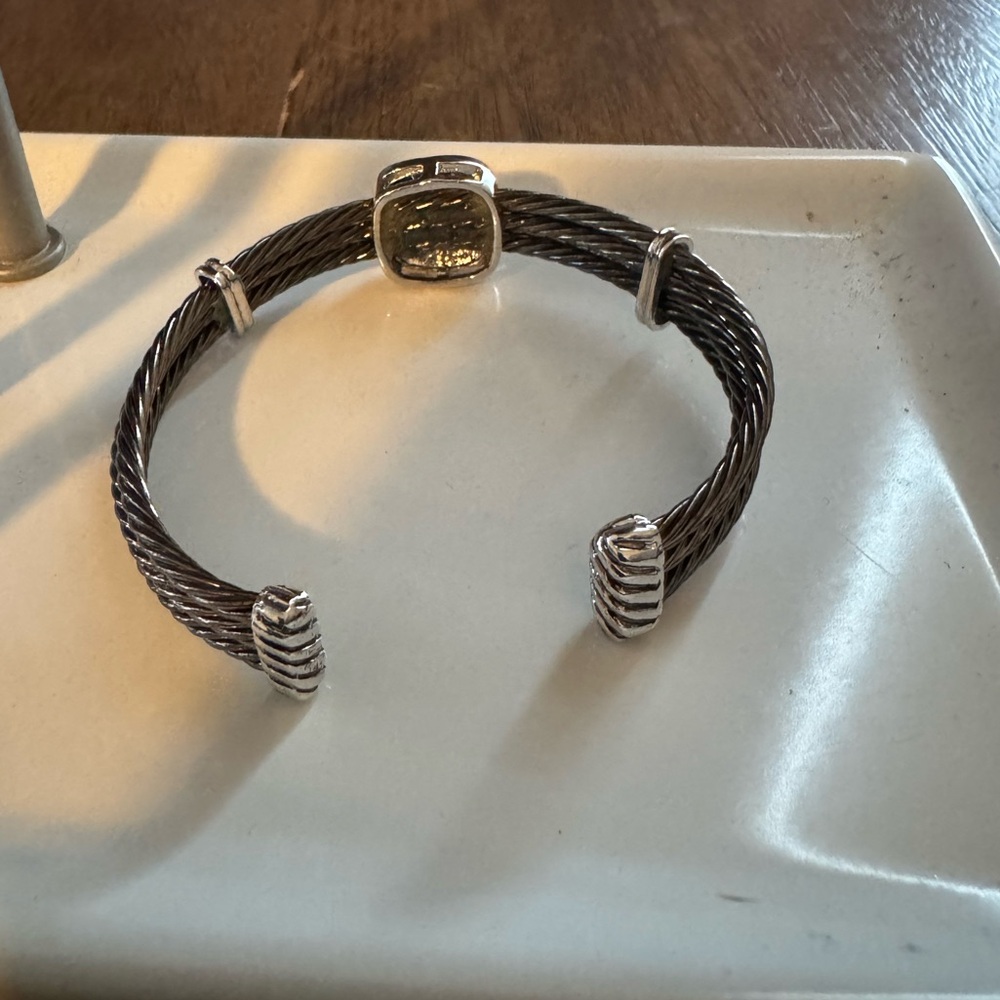 Bracelet with Crystal Accents - Picture 4 of 4